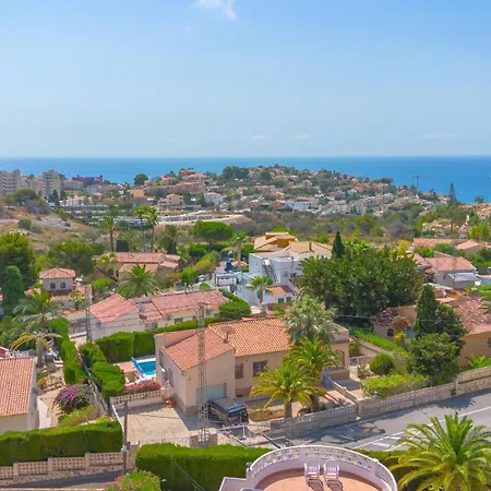 Maryline - Plusholidays Willa