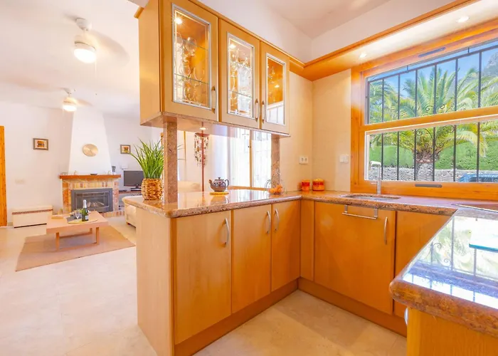 Maryline - Plusholidays