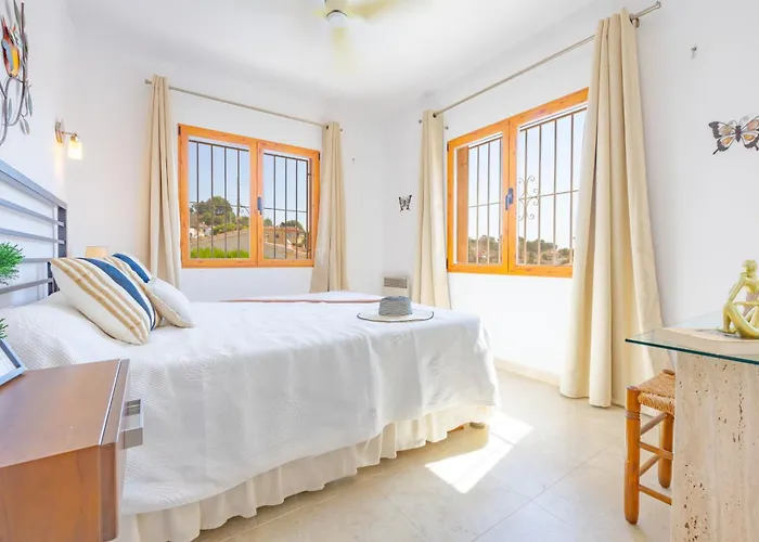 Maryline - Plusholidays Willa