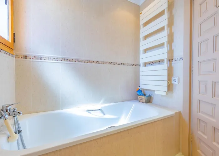 Maryline - Plusholidays