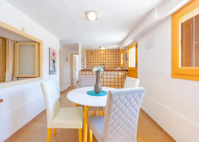 Maryline - Plusholidays * Calpe