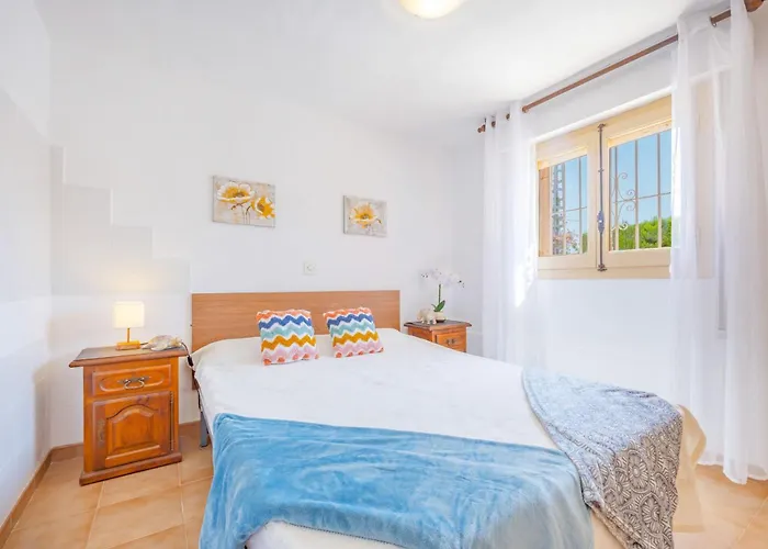 Maryline - Plusholidays Willa