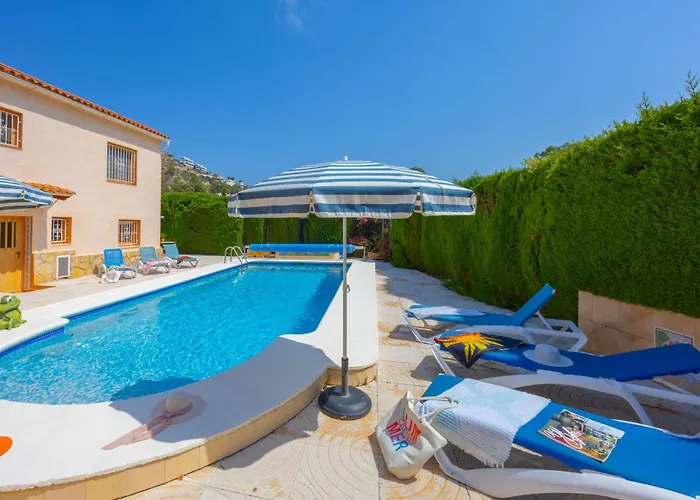 Willa Maryline - Plusholidays *